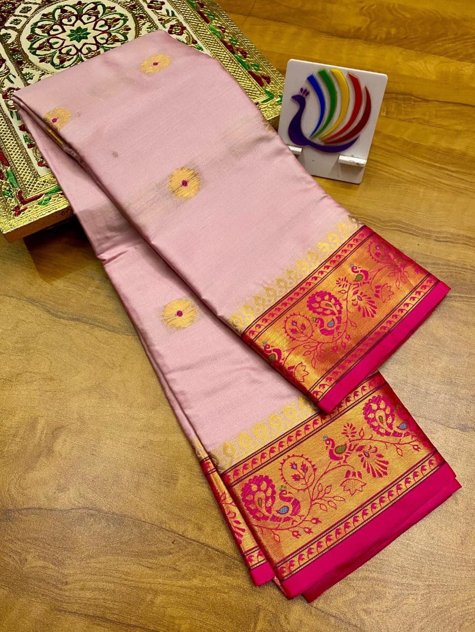 Soft Silk Maharani Paithani Saree