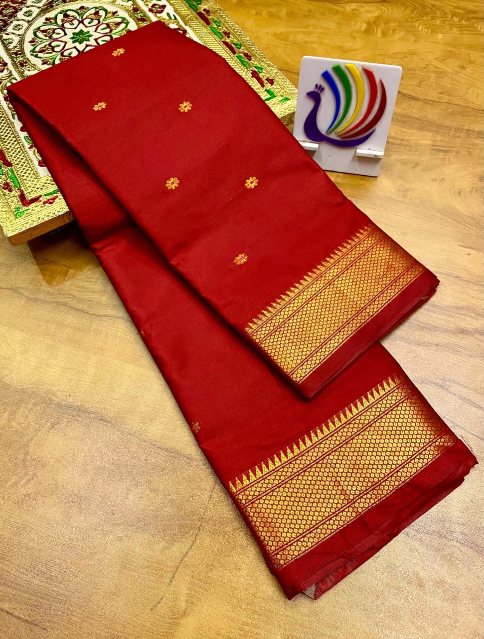 Soft Silk Maharani Paithani Saree