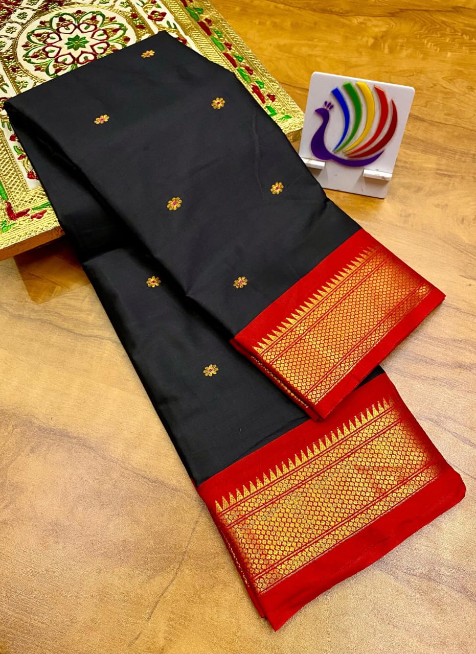 Soft Silk Maharani Paithani Saree