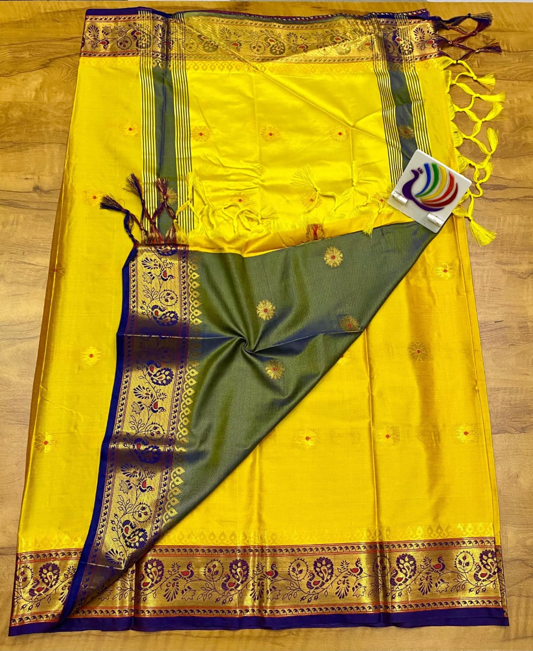Soft Silk Maharani Paithani Saree