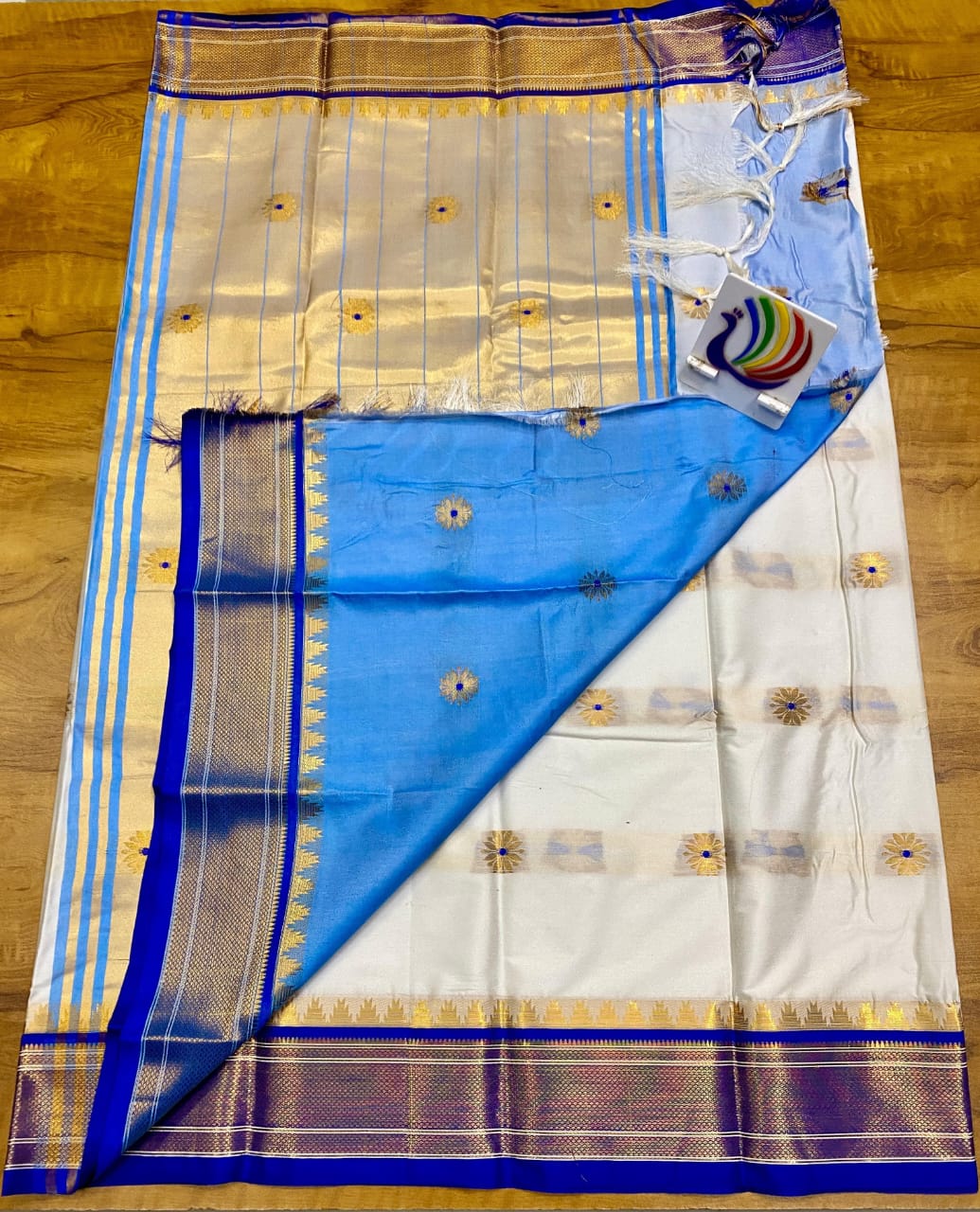 Soft Silk Maharani Paithani Saree