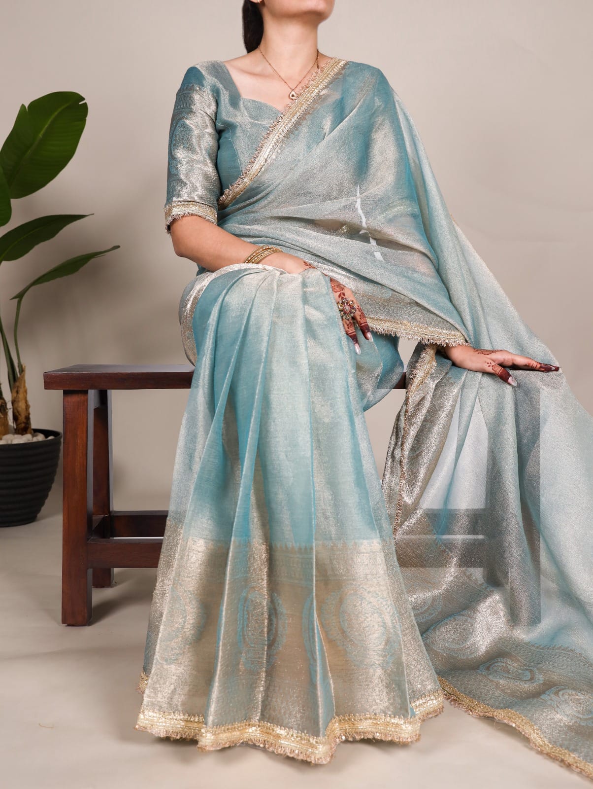 Tissue Shimmer Saree with Zari and Weaving
