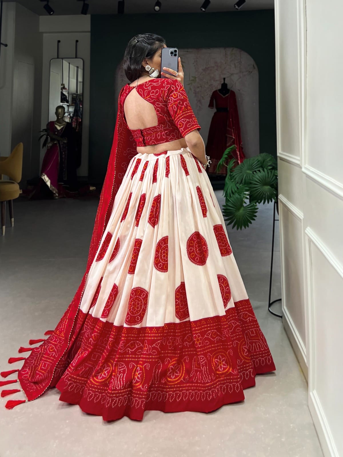 Tussar Lehenga Choli With Bandhej Print