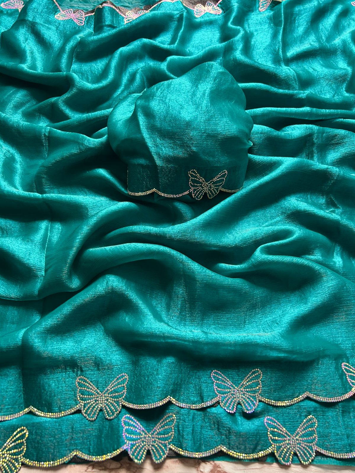 Glamour in Every Fold – Butterfly Cut Dana Diamond Panel Work Saree