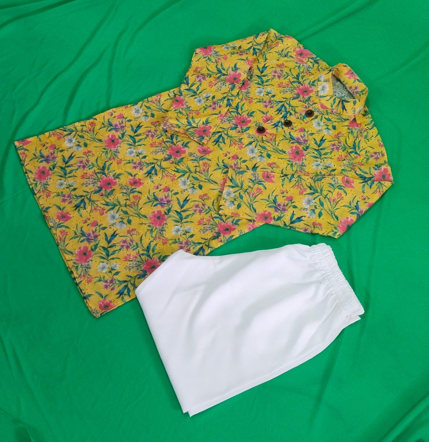 Elegant & Comfortable – Kurta Pyjama Set for 7-Year-Old Boys