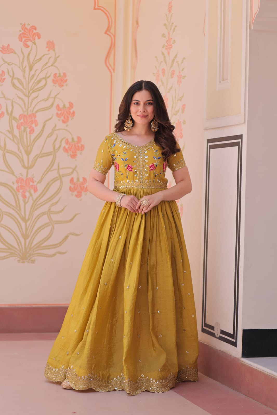 Premium Designer Readymade Gown β Glamour Meets Comfort