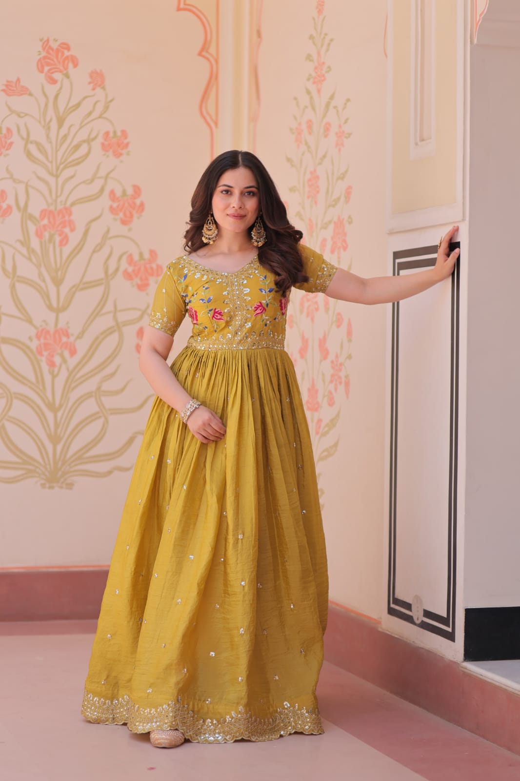 Premium Designer Readymade Gown β Glamour Meets Comfort
