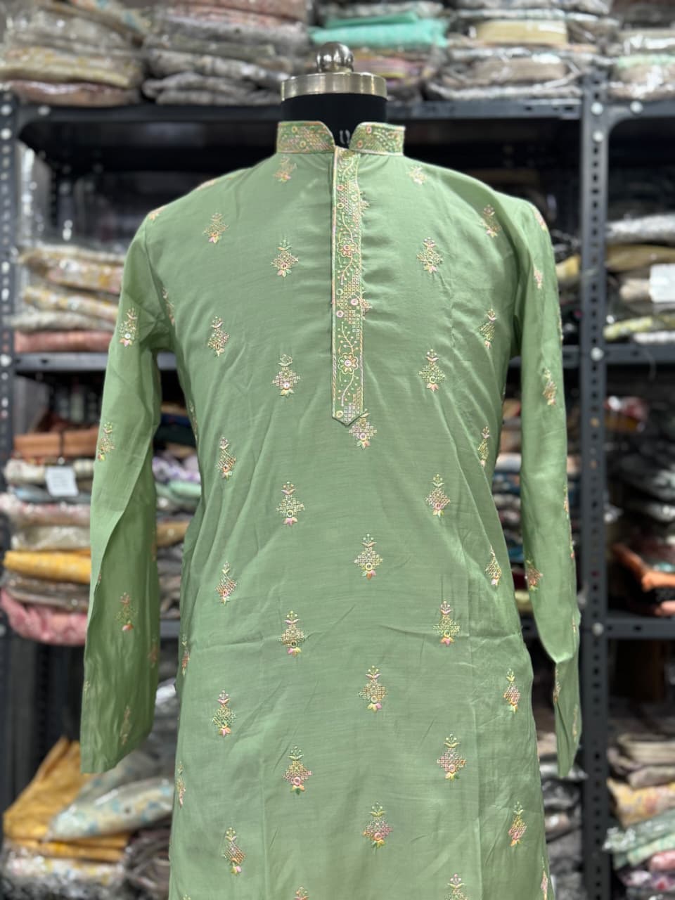 Men’s Pure Silk Kurta Pajama Set | Embroidery Multi-Thread & Sequence Work