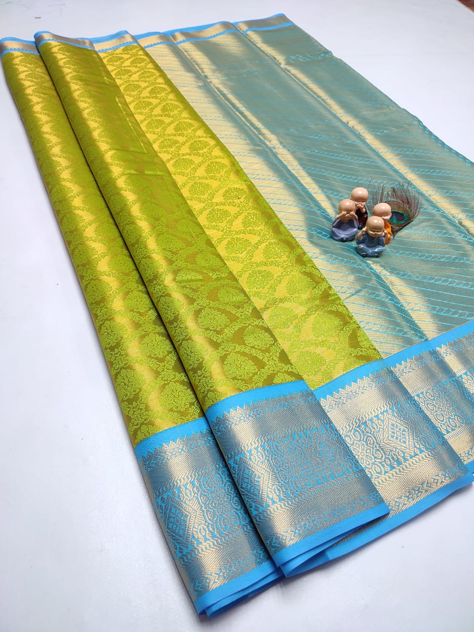 Exclusive Kanchipuram Tissue Silk Saree with Zari Double Weave, Rich Pallu & Contrast Blouse