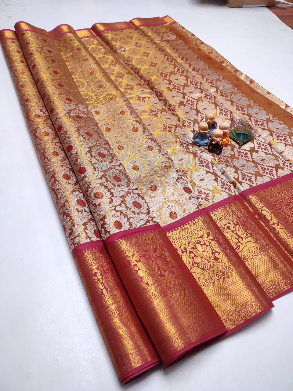 Exclusive Kanchipuram Tissue Silk Saree with Zari Double Weave, Rich Pallu & Contrast Blouse