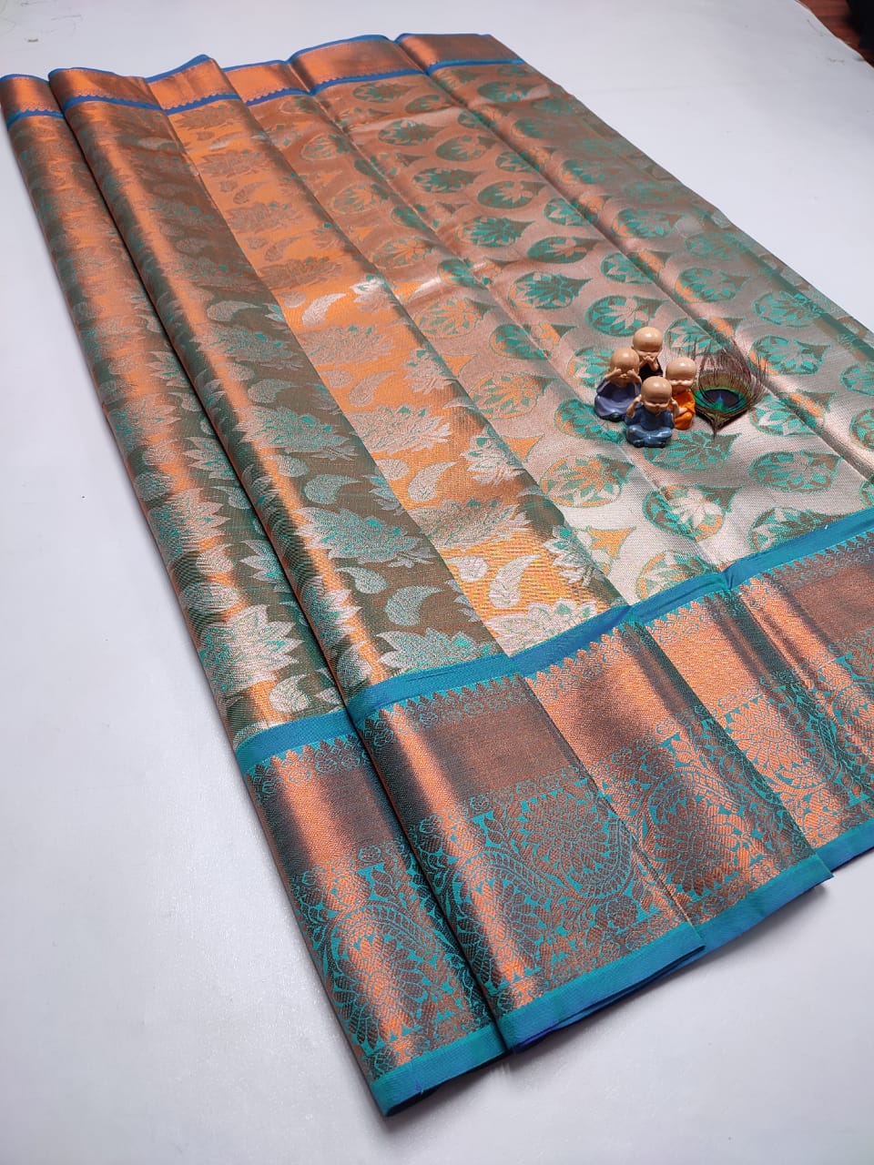 Exclusive Kanchipuram Tissue Silk Saree with Zari Double Weave, Rich Pallu & Contrast Blouse