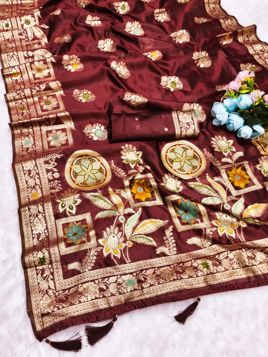 Organza Silk Saree with Meenakari Pallu