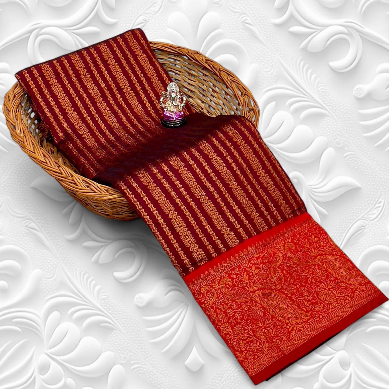 Elegance in Every Drape – Premium Soft Silk Saree with Maharani Pallu
