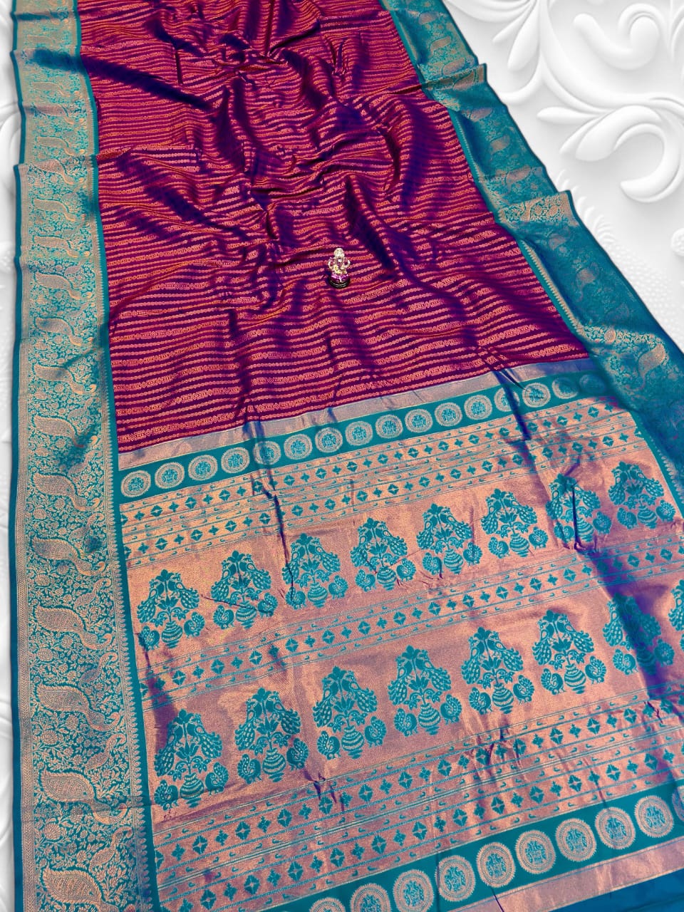Elegance in Every Drape – Premium Soft Silk Saree with Maharani Pallu