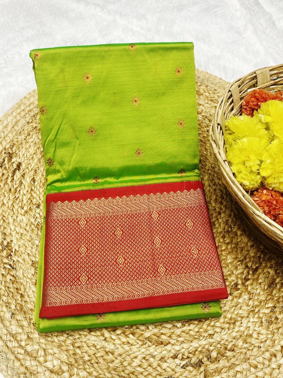 Kanjivaram Paithani Saree – A Regal Blend of Tradition & Grace