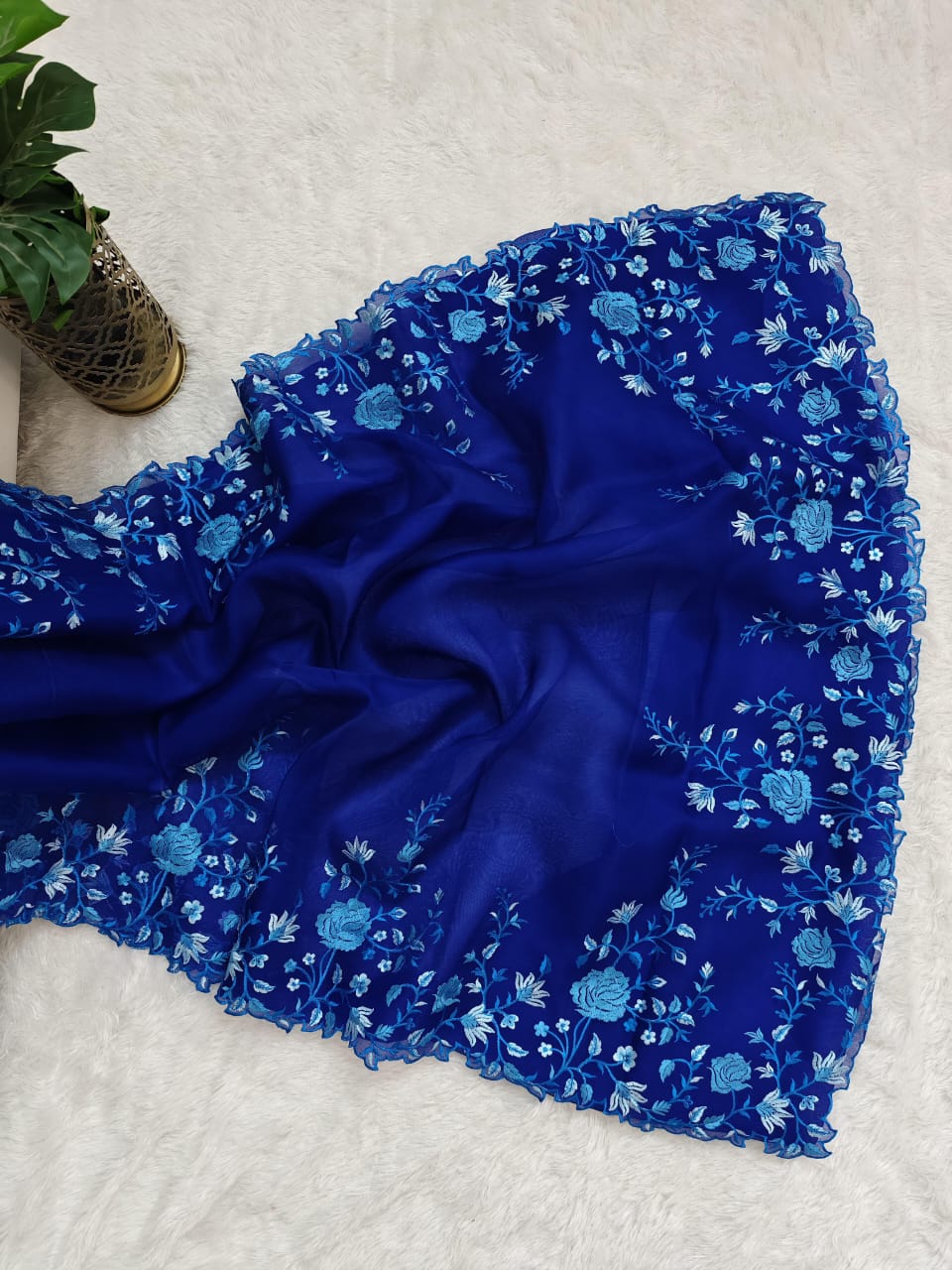 Pure Georgette Saree with Shaded Floral Embroidery