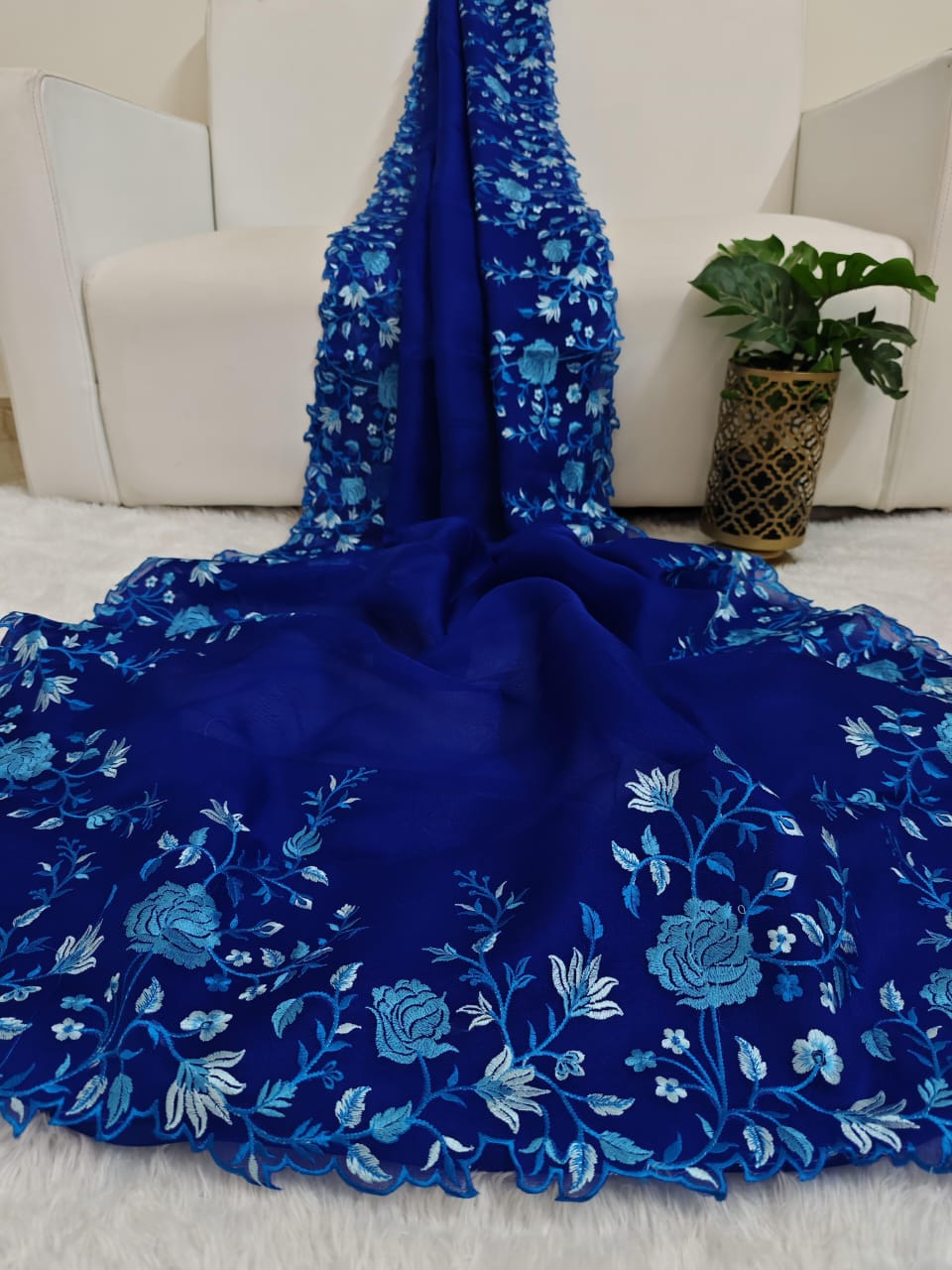 Pure Georgette Saree with Shaded Floral Embroidery