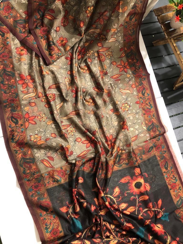 Graceful Linen Digital Print Saree with All-Over Kalamkari Design & Elegant Tassel Detailing
