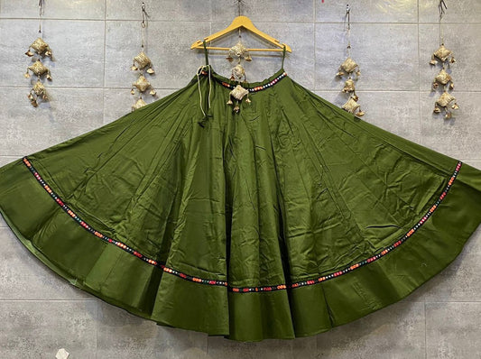 Celebrate Culture in Style – Traditional Gamthi Lace Skirt (Chaniya)