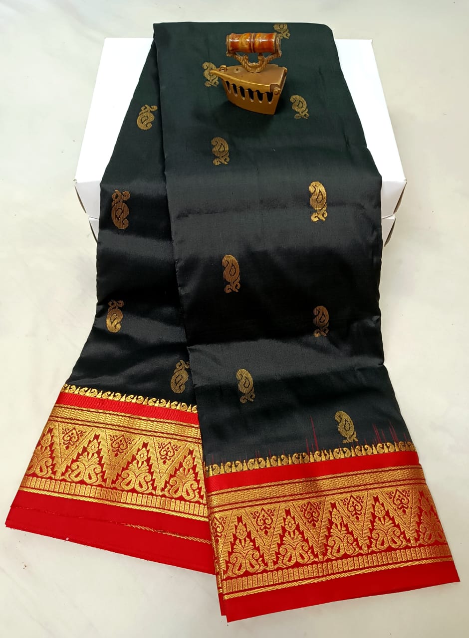 Timeless Beauty in Every Weave – Kanjivaram Paithani Saree