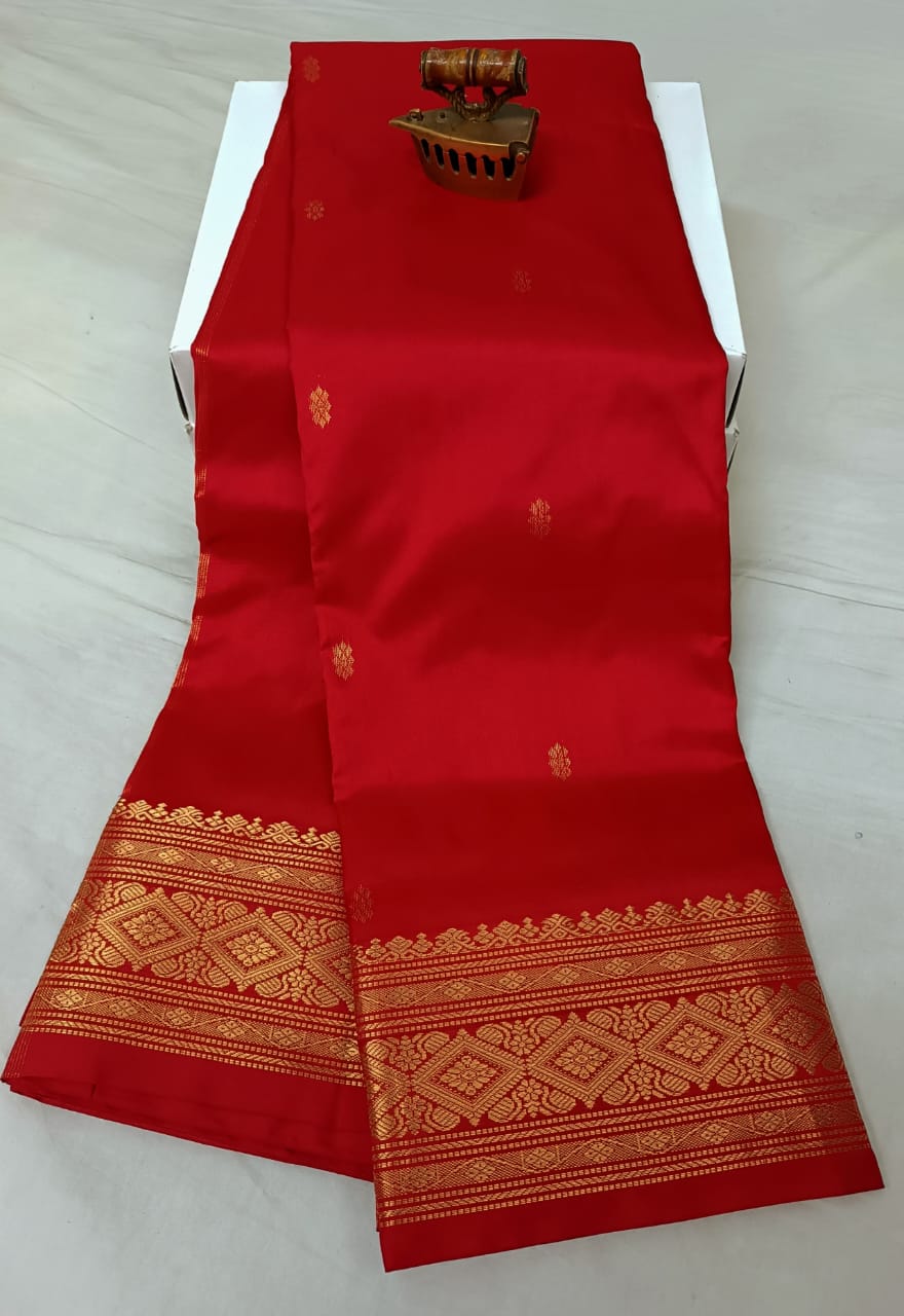 Timeless Beauty in Every Weave – Kanjivaram Paithani Saree