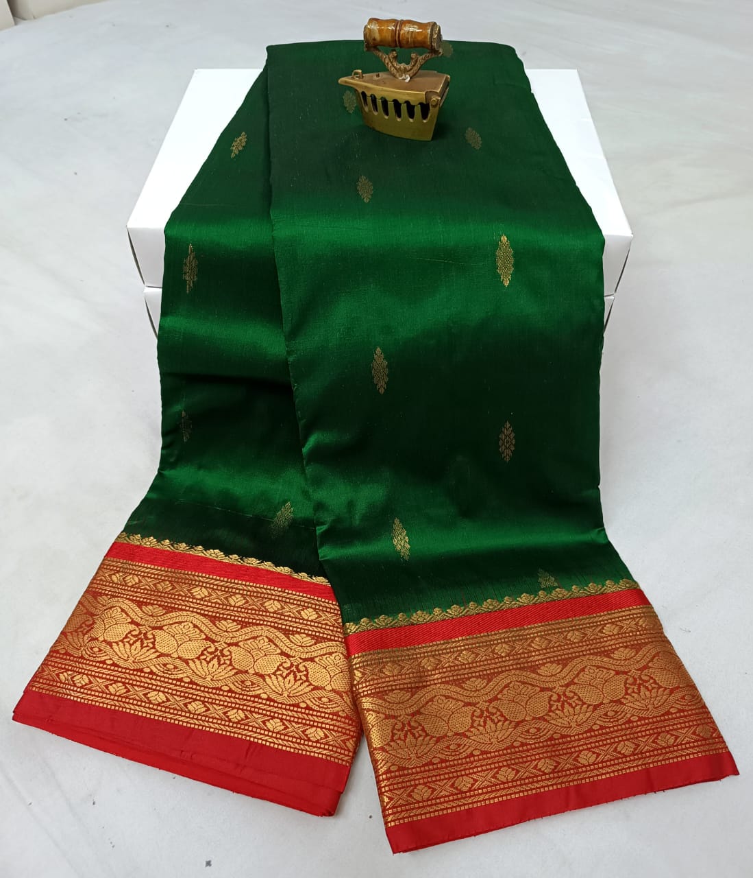 Timeless Beauty in Every Weave – Kanjivaram Paithani Saree