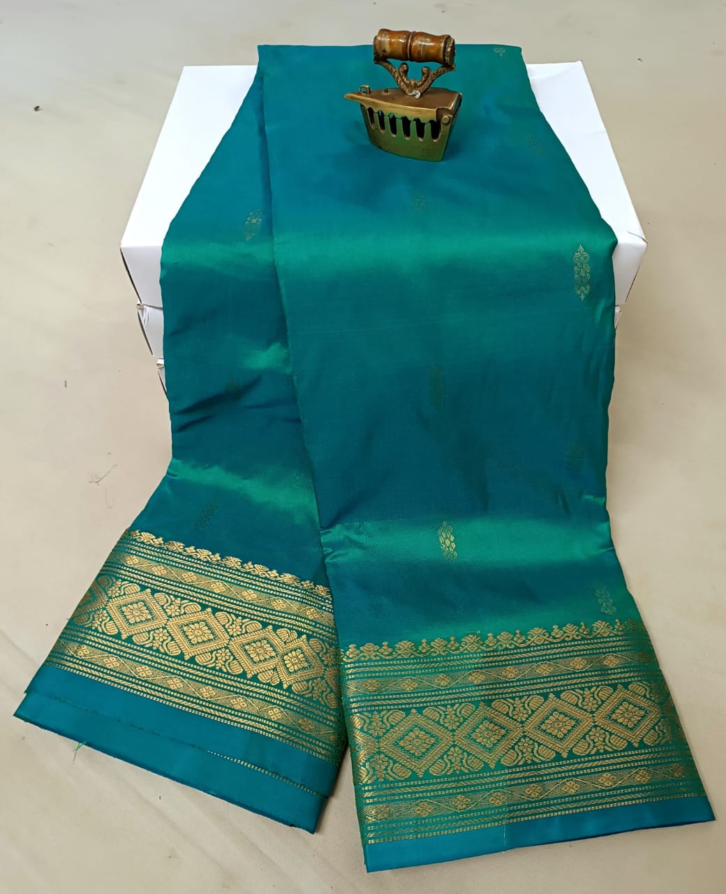 Timeless Beauty in Every Weave – Kanjivaram Paithani Saree
