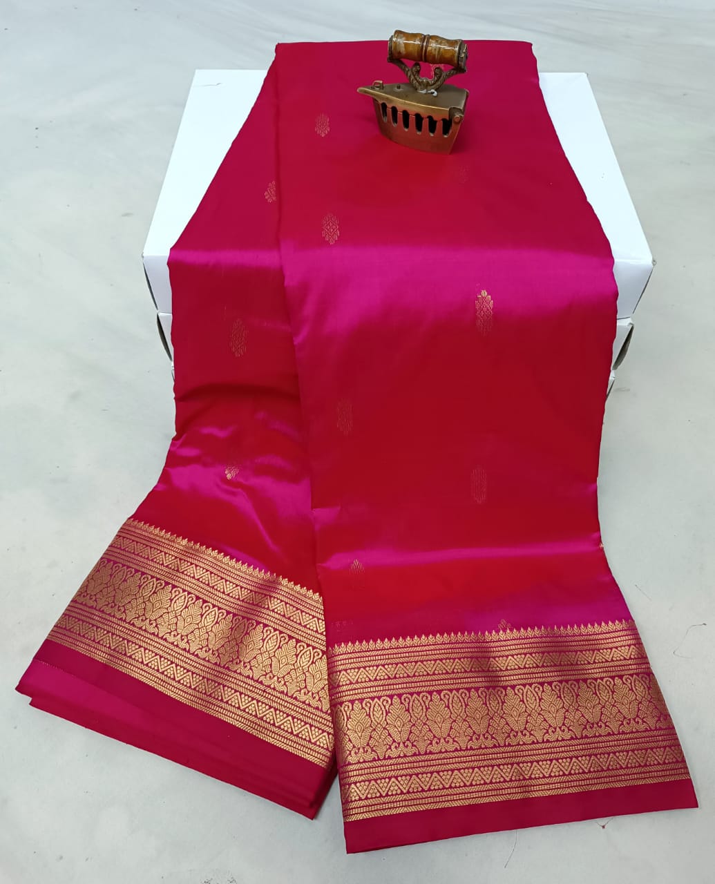 Timeless Beauty in Every Weave – Kanjivaram Paithani Saree