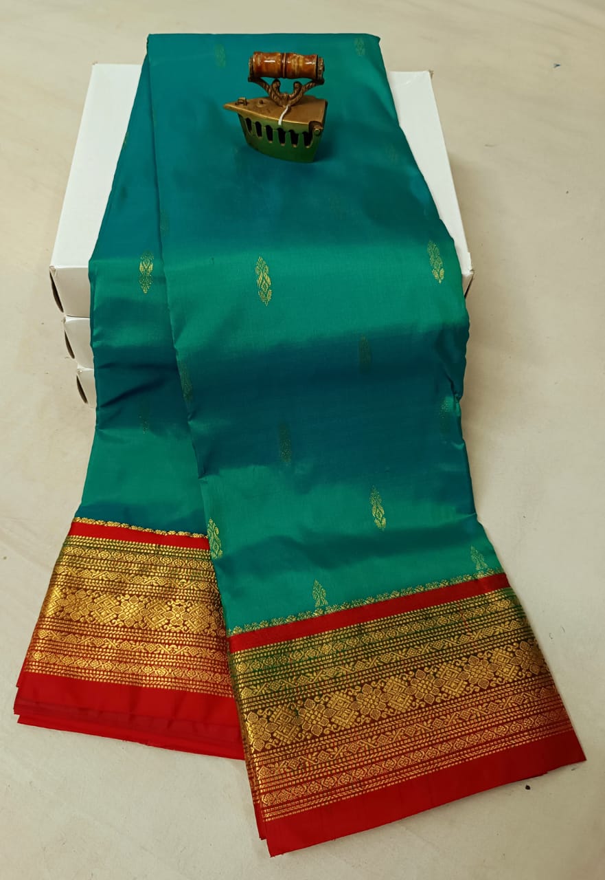 Timeless Beauty in Every Weave – Kanjivaram Paithani Saree
