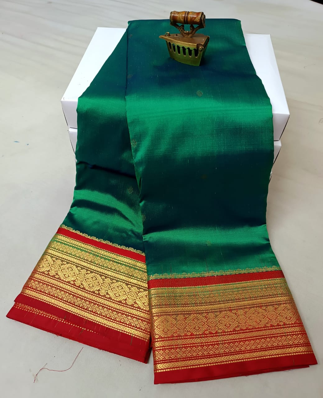 Timeless Beauty in Every Weave – Kanjivaram Paithani Saree