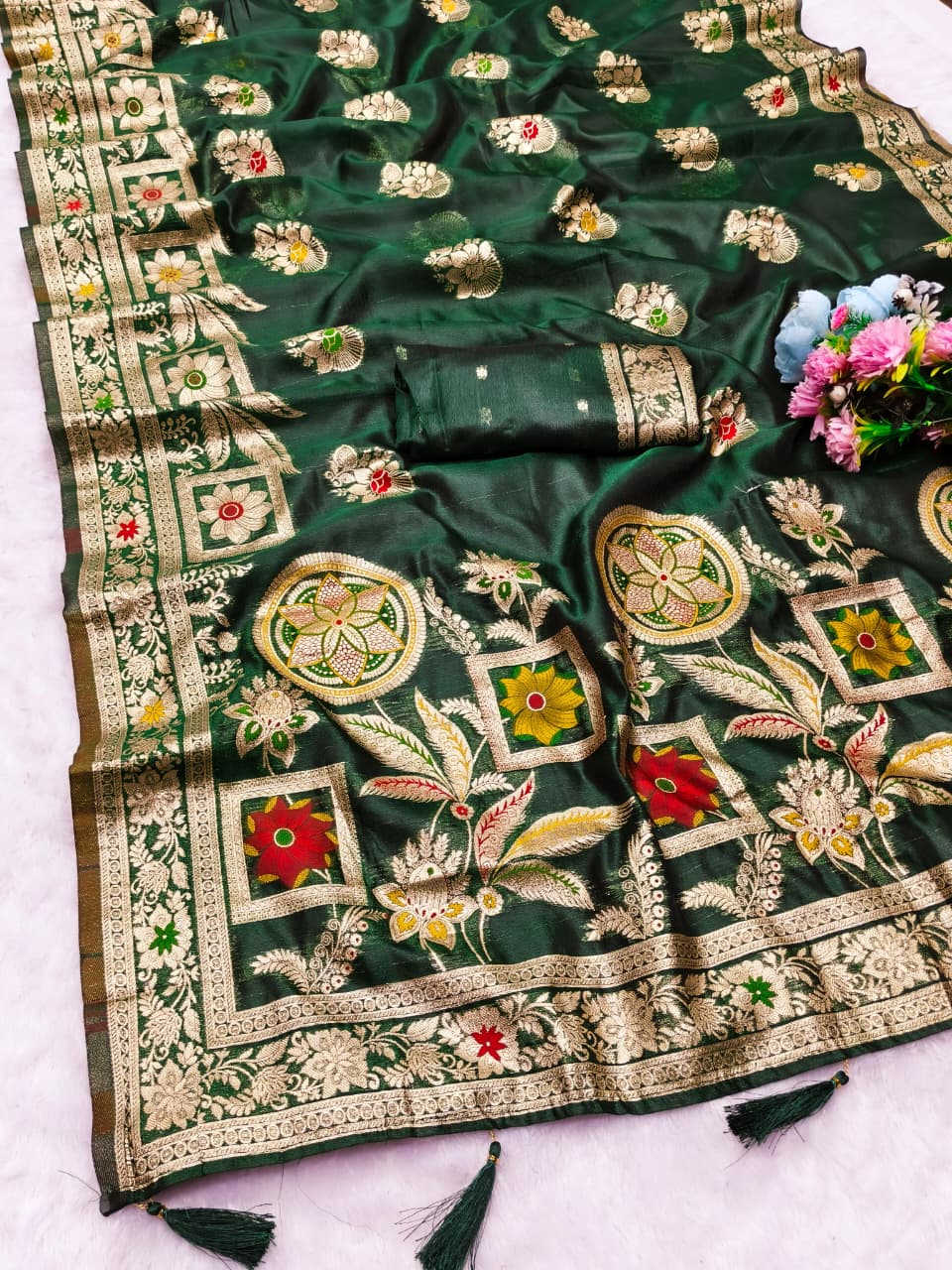 Organza Silk Saree with Meenakari Pallu