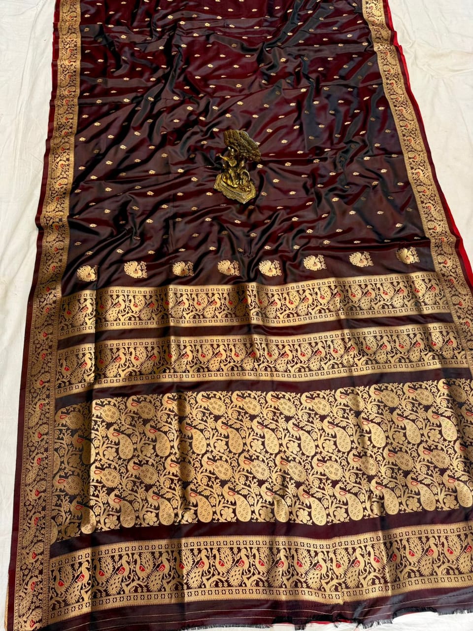 Timeless Grace in Every Drape – Traditional Peshwai Paithani