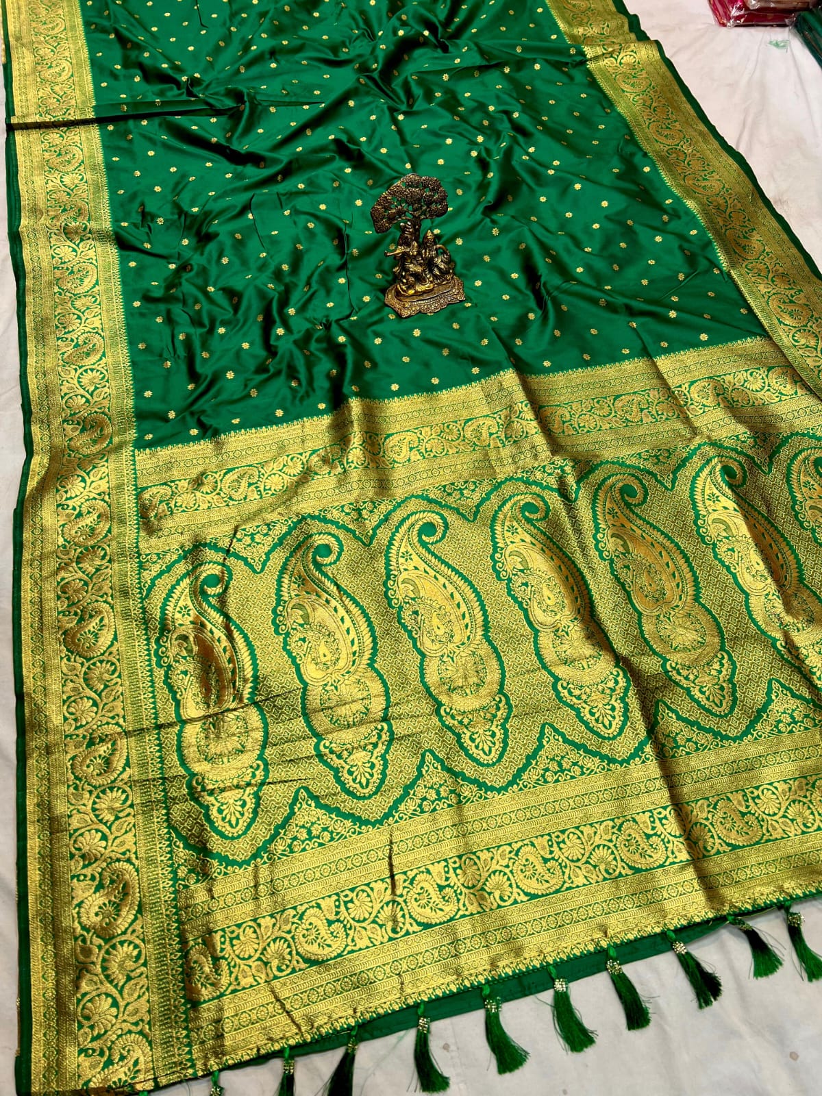 Kanjivaram Paithani Saree – A Royal Blend of Tradition & Grace