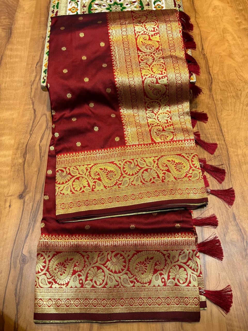 Kanjivaram Paithani Saree – A Royal Blend of Tradition & Grace