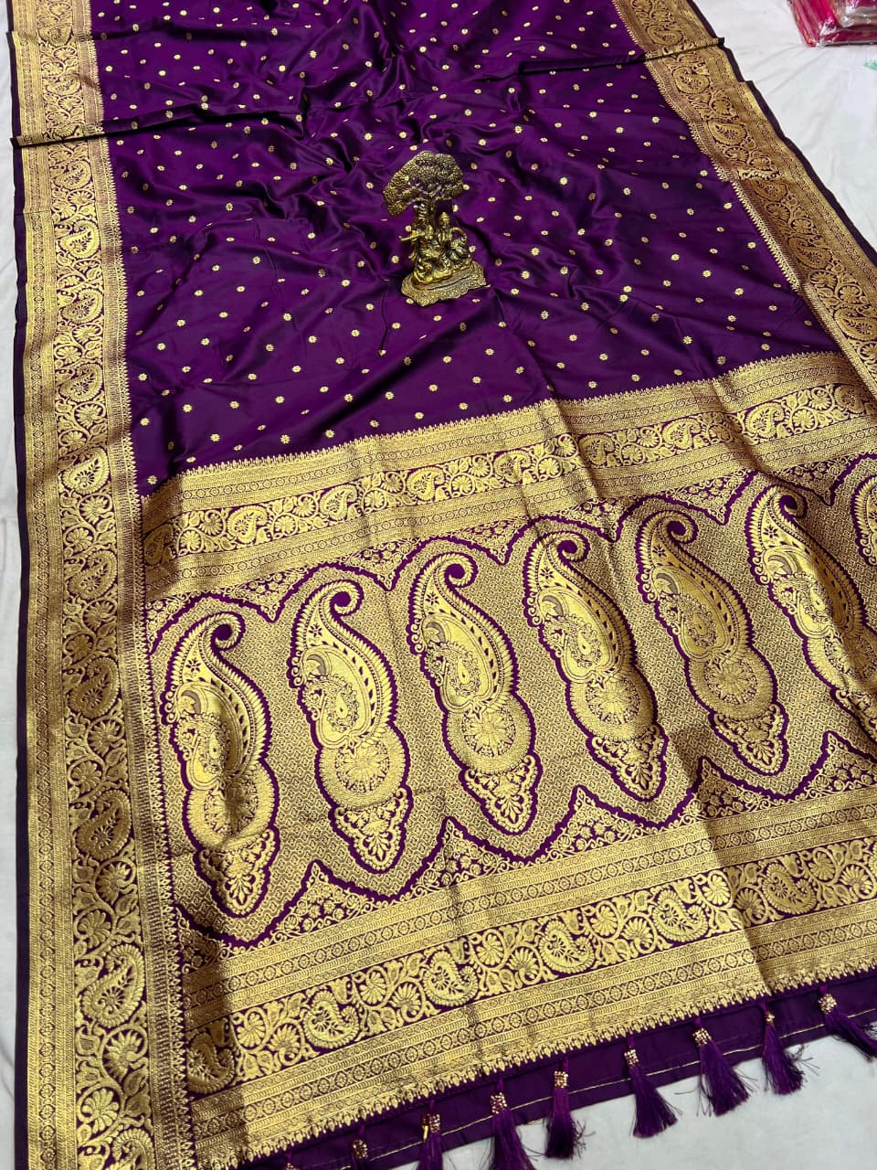 Kanjivaram Paithani Saree – A Royal Blend of Tradition & Grace
